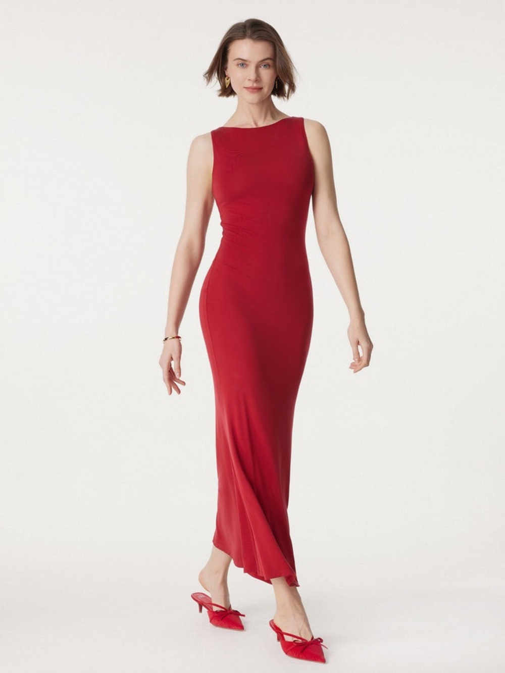 OGL Effortless Boatneck Mermaid Maxi Dress in Red size Medium. New with tag - Picture 4 of 11